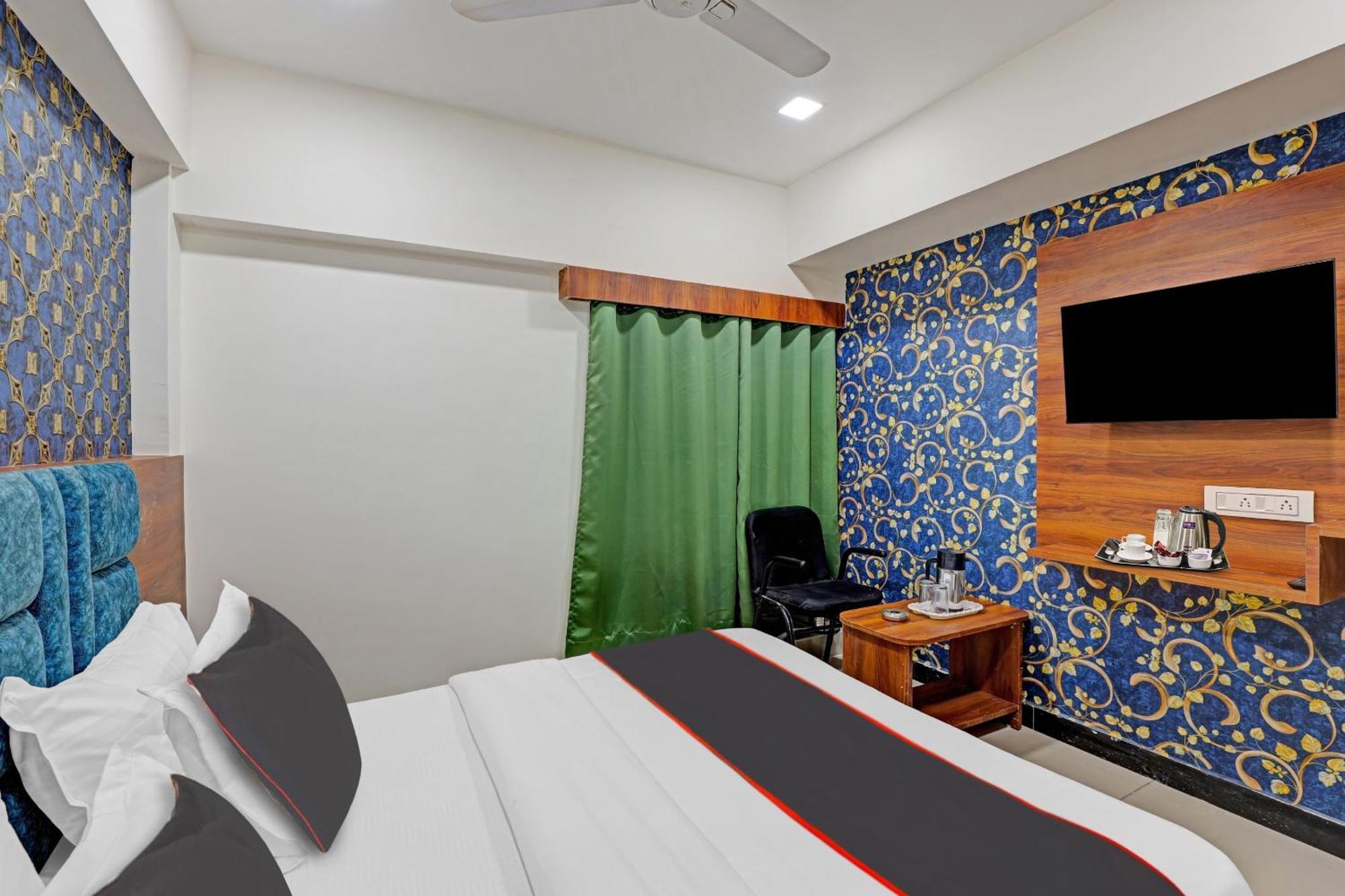Capital O Bhavya Villa Ahmedabad Extérieur photo
