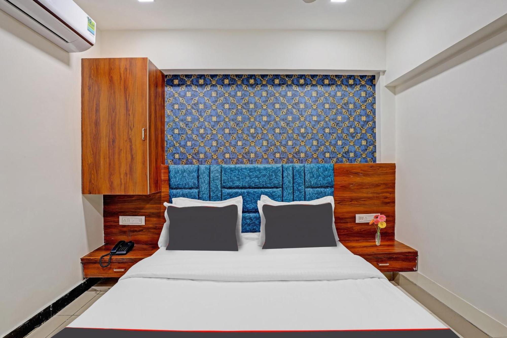Capital O Bhavya Villa Ahmedabad Extérieur photo