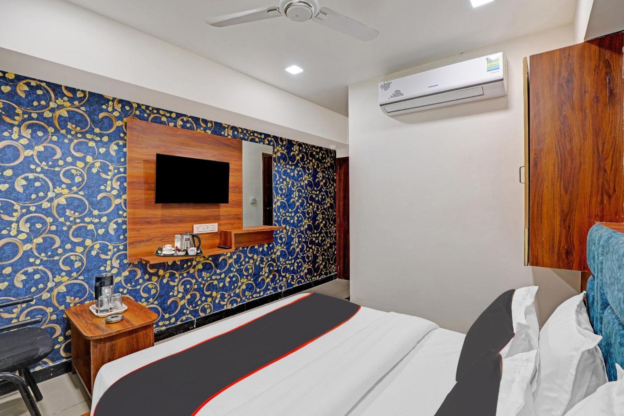Capital O Bhavya Villa Ahmedabad Extérieur photo