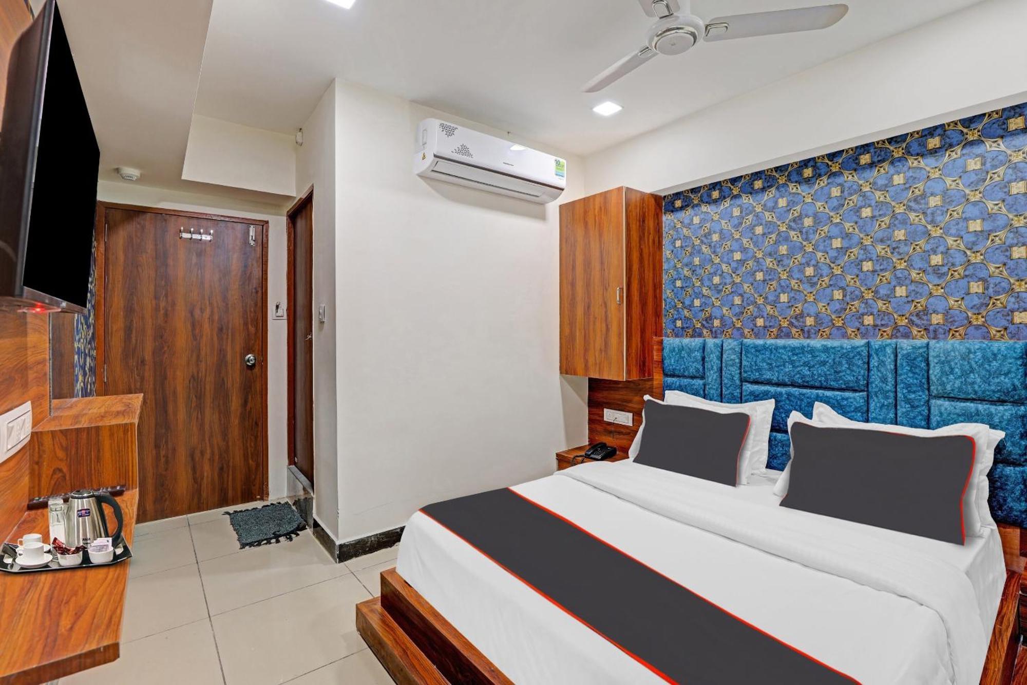 Capital O Bhavya Villa Ahmedabad Extérieur photo